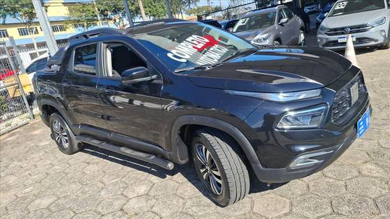 FIAT TORO 1.3 TURBO 270 FLEX FREEDOM AT6 FIAT TORO 1.3 TURBO 270 FLEX FREEDOM AT6